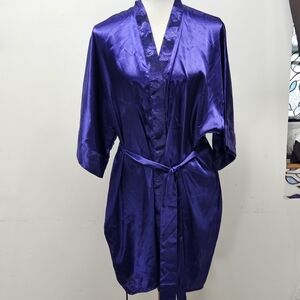 Fredericks of Hollywood Silky Satin Robe Tie Belt Pockets Kimono Style Sleeve M